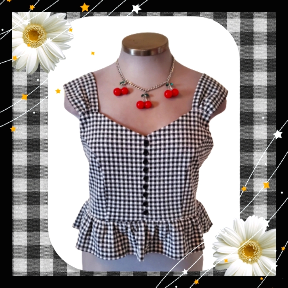 ROCKABILLY ☆ GINGHAM PLAID TOP ☆ NWT